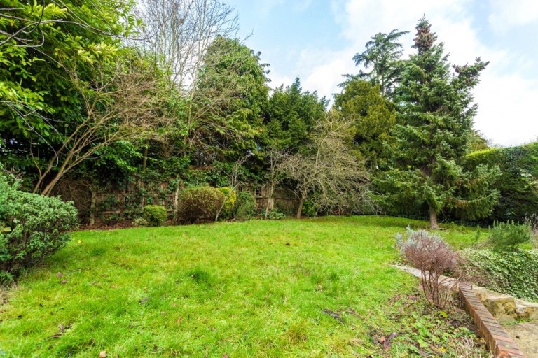 Images for Cockfosters, Herts EAID:1119467267 BID:LWT