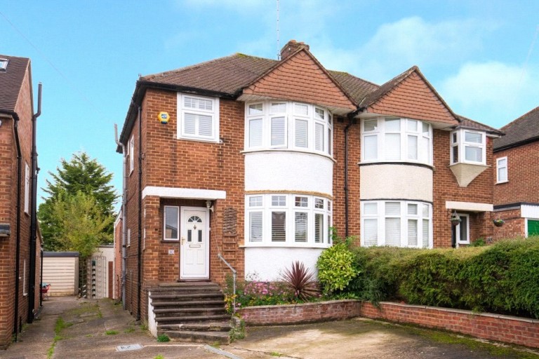 Images for Potters Bar EAID:1119467267 BID:LWT
