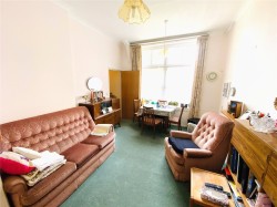 Images for Hillside Gardens, Barnet