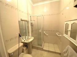 Images for Hillside Gardens, Barnet