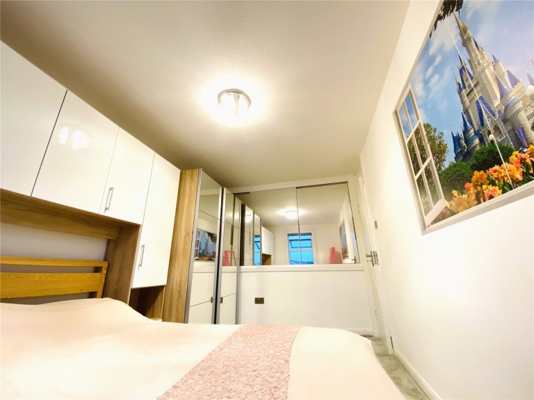 Images for Friern Barnet EAID:1119467267 BID:LWT