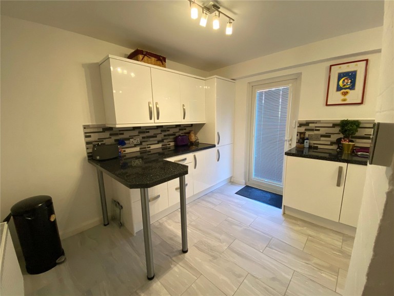 Images for Friern Barnet EAID:1119467267 BID:LWT