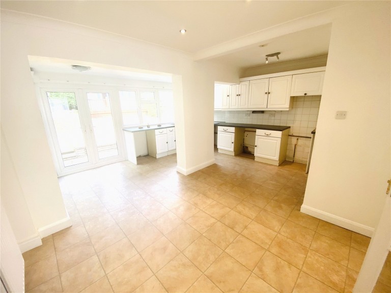 Images for Potters Bar, Herts EAID:1119467267 BID:LWT