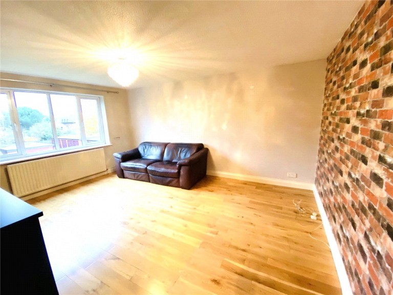 Images for Station Road, 38 Station Road, Barnet EAID:1119467267 BID:LWT