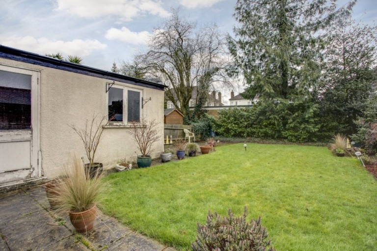 Images for Oakwood EAID:1119467267 BID:LWT
