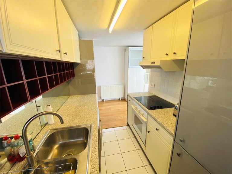 Images for Highgate EAID:1119467267 BID:LWT