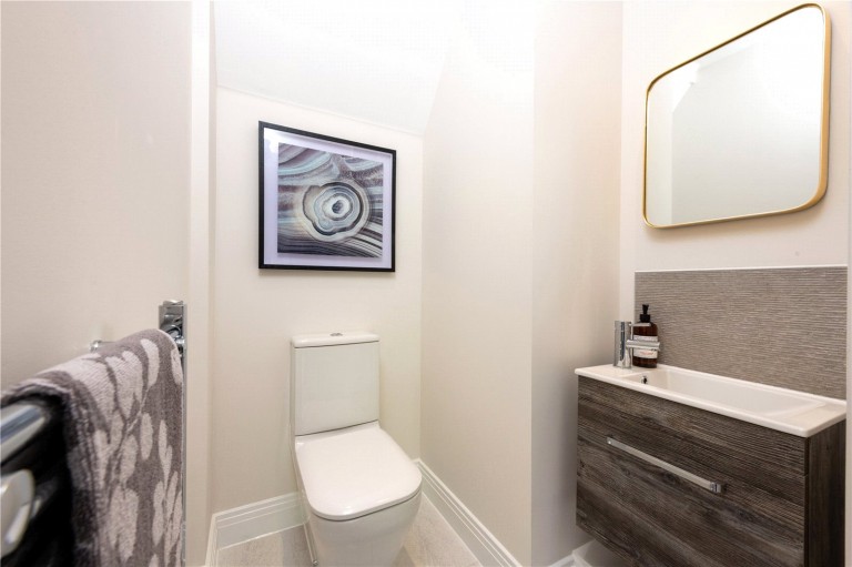 Images for High Cross, Herts EAID:1119467267 BID:LWT