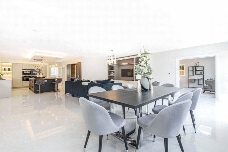 Images for Collingswood Road, Farnham Common EAID:1119467267 BID:LWT