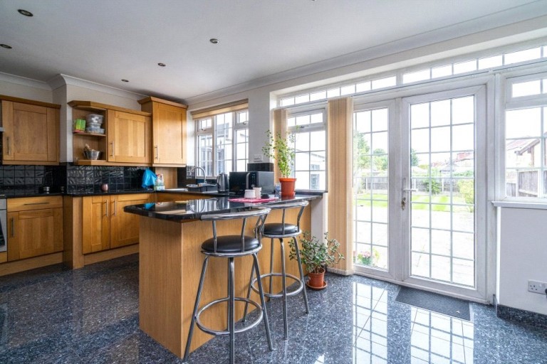 Images for Harrow EAID:1119467267 BID:LWT