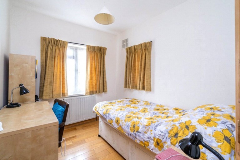 Images for Harrow EAID:1119467267 BID:LWT
