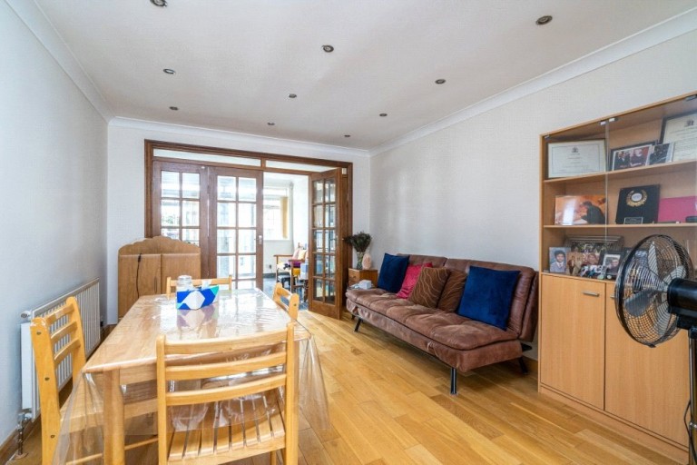 Images for Harrow EAID:1119467267 BID:LWT