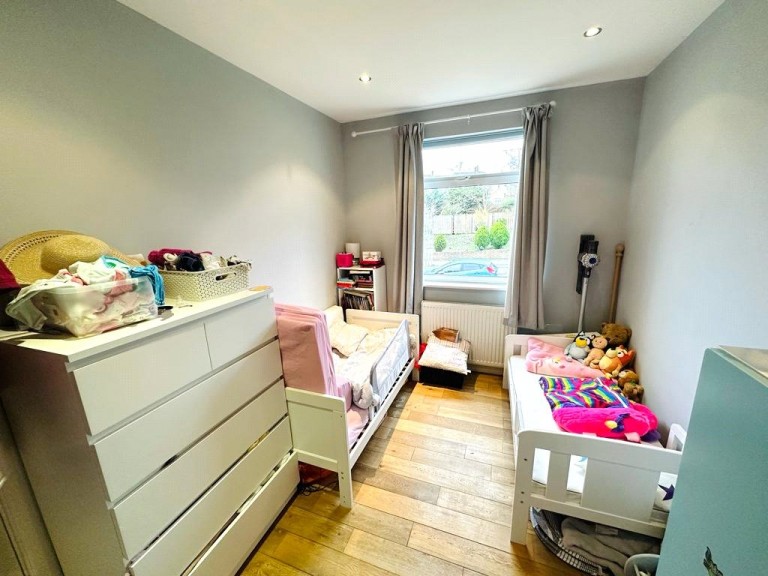 Images for New Southgate EAID:1119467267 BID:LWT