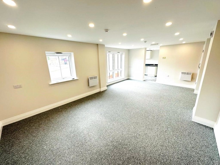 Images for Radlett EAID:1119467267 BID:LWT