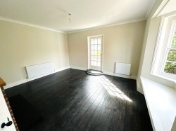 Images for Roydon