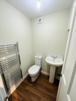 Images for Roydon