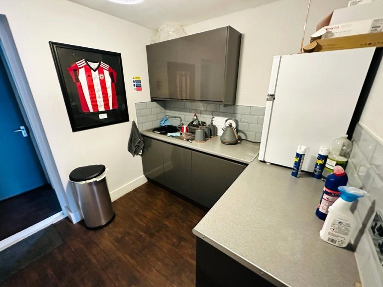 Images for Wooburn Green, Buckinghamshire EAID:1119467267 BID:LWT