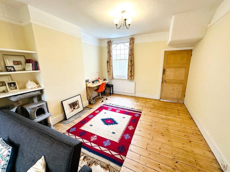 Images for Barnet, Herts EAID:1119467267 BID:LWT