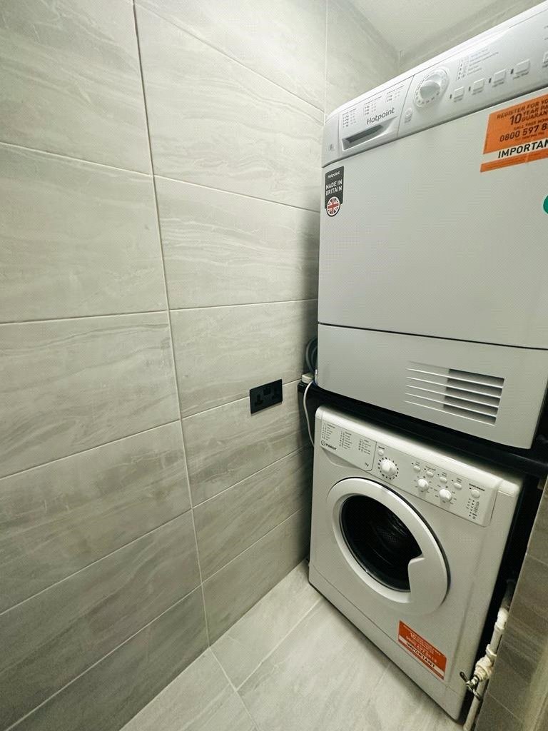 Images for Potters Bar EAID:1119467267 BID:LWT