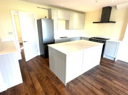Images for Aldenham Road
