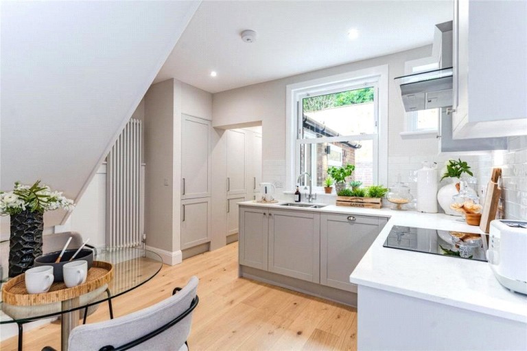 Images for White Hill, Chesham EAID:1119467267 BID:LWT