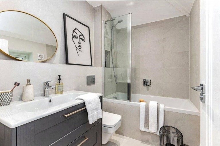 Images for White Hill, Chesham EAID:1119467267 BID:LWT