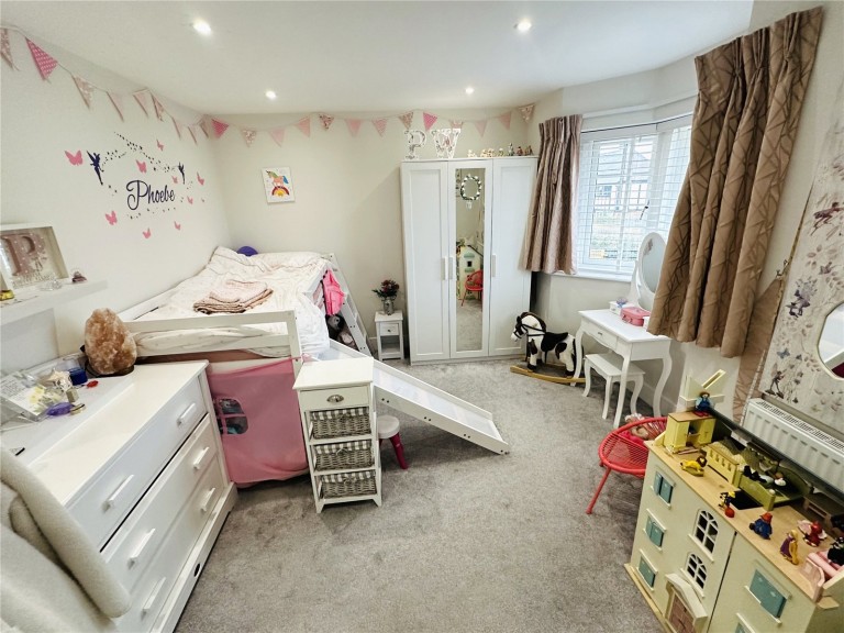 Images for Burnham, Buckinghamshire EAID:1119467267 BID:LWT