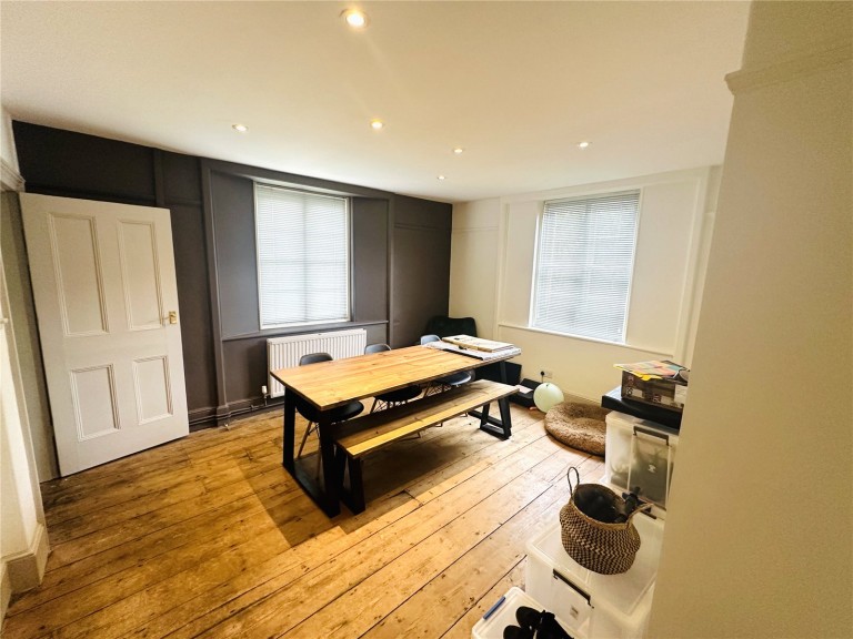 Images for Aldenham Road, Elstree EAID:1119467267 BID:LWT