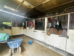 Images for Saunderton