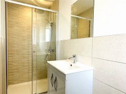 Images for Sandon