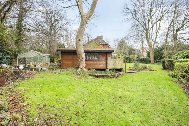 Images for Cockfosters EAID:1119467267 BID:LWT
