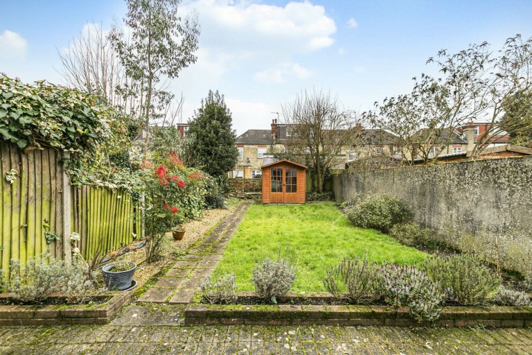 Images for Finchley EAID:1119467267 BID:LWT