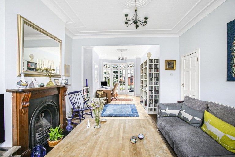 Images for Finchley EAID:1119467267 BID:LWT