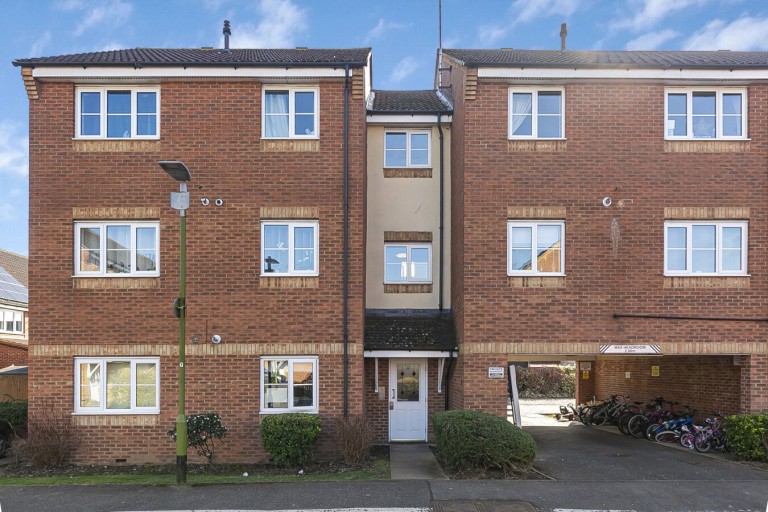 Images for Hatfield, Hertfordshire EAID:1119467267 BID:LWT