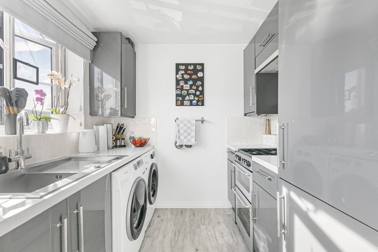Images for Hatfield, Hertfordshire EAID:1119467267 BID:LWT