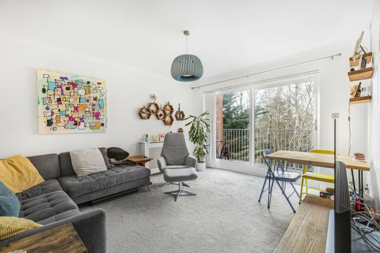 Images for Finchley EAID:1119467267 BID:LWT