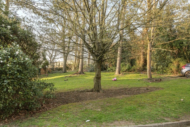 Images for Finchley EAID:1119467267 BID:LWT