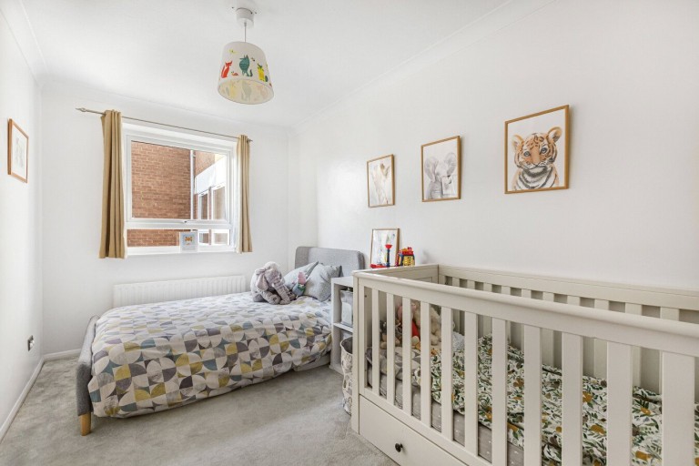Images for Finchley EAID:1119467267 BID:LWT