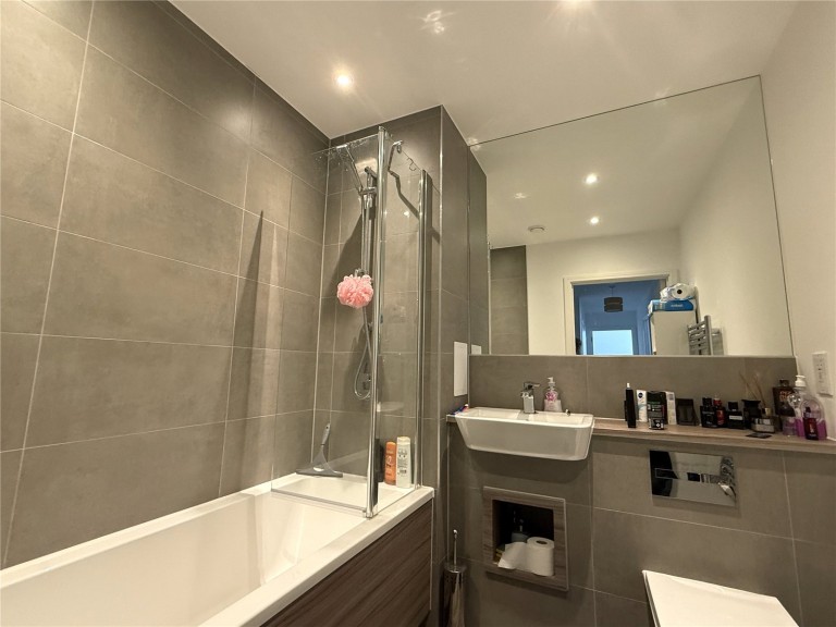 Images for Dollis Valley Drive, 6 Dollis Valley Drive, Barnet EAID:1119467267 BID:LWT