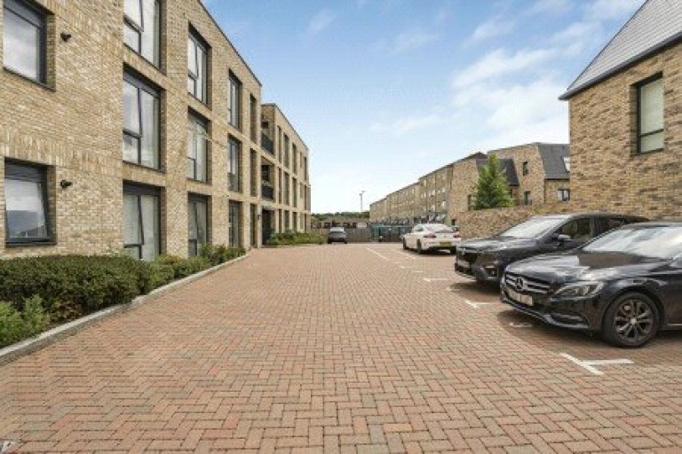Images for Dollis Valley Drive, 6 Dollis Valley Drive, Barnet EAID:1119467267 BID:LWT