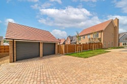 Images for Maulden, Beds