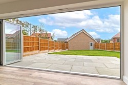 Images for Maulden, Beds