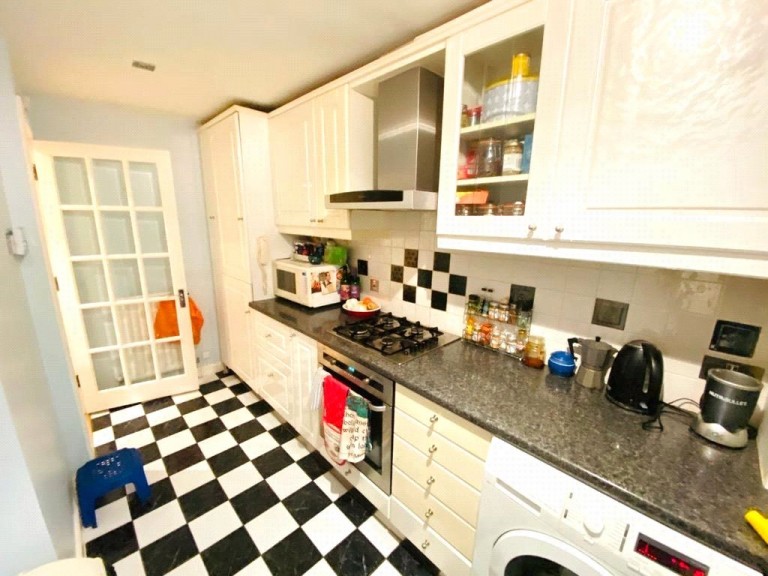 Images for Holden Road, 79 Holden Road, Woodside Park EAID:1119467267 BID:LWT