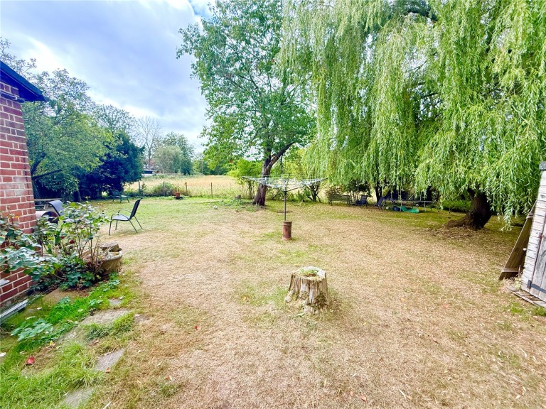Images for Aldenham Road, Elstree EAID:1119467267 BID:LWT