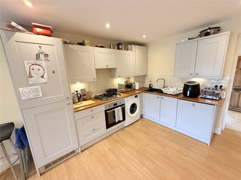 Images for Aldenham Road, Elstree EAID:1119467267 BID:LWT