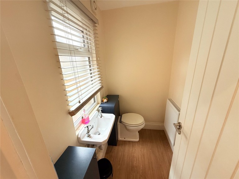 Images for Aldenham Road, Elstree EAID:1119467267 BID:LWT