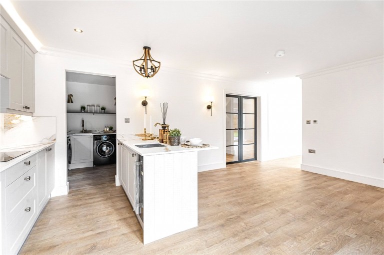 Images for Amersham Road, Hazlemere EAID:1119467267 BID:LWT