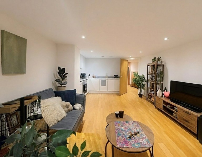 Images for Fraser Road, Perivale EAID:1119467267 BID:LWT