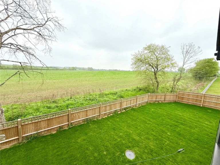 Images for Thaxted EAID:1119467267 BID:LWT