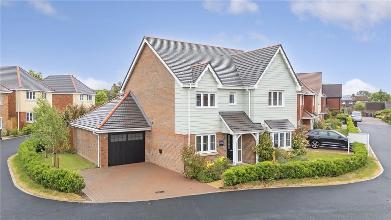 Images for Preston EAID:1119467267 BID:LWT