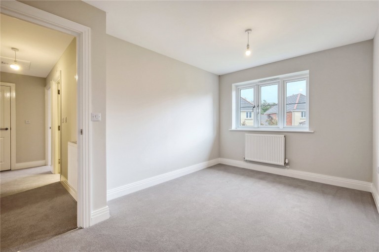 Images for Preston EAID:1119467267 BID:LWT